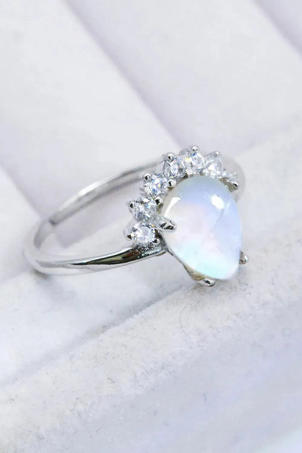 925 Sterling Silver Moonstone Ring Moonstone - Tophatter Daily Deals